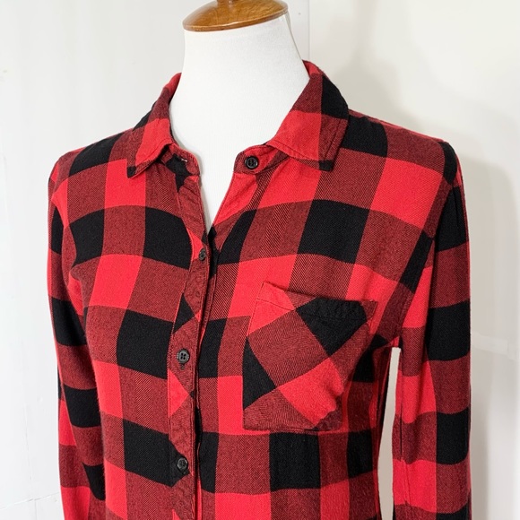 SOLD-Rails Red Buffalo Plaid Check Print Flannel - Picture 3 of 12